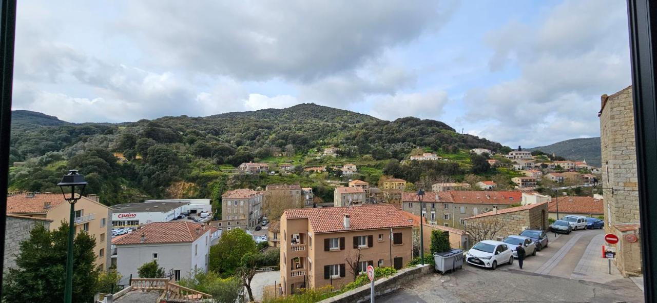 Bel & Ancien Appartement T3 Renove Dans Sartene Экстерьер фото