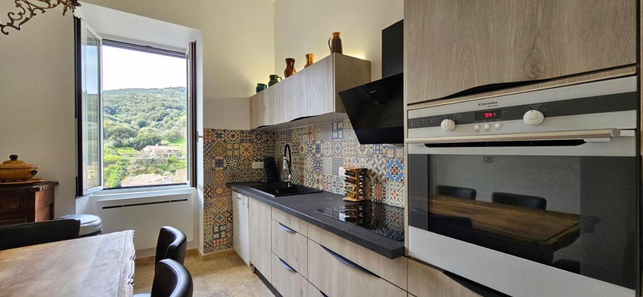 Bel & Ancien Appartement T3 Renove Dans Sartene Экстерьер фото